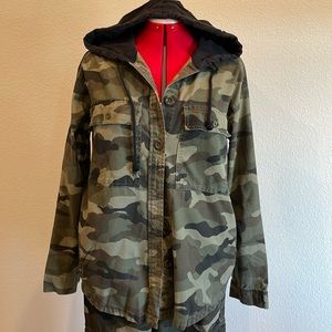 H&M camouflage jacket & bottom
